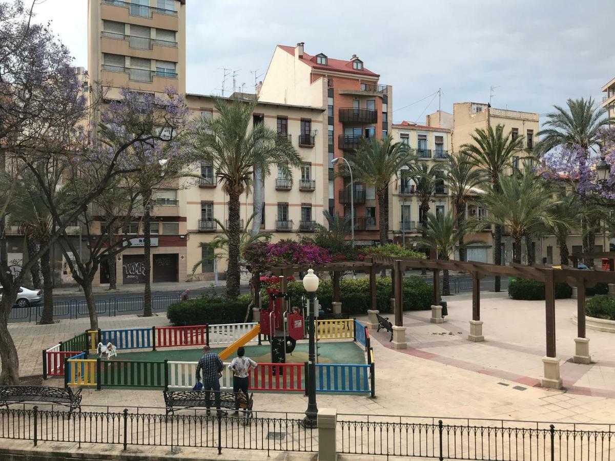 La Casa De Los Espejos Αλικάντε Εξωτερικό φωτογραφία